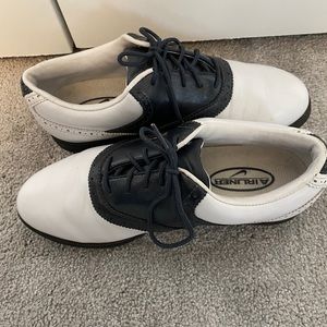 Nike Airliner Golf Shoes EUC